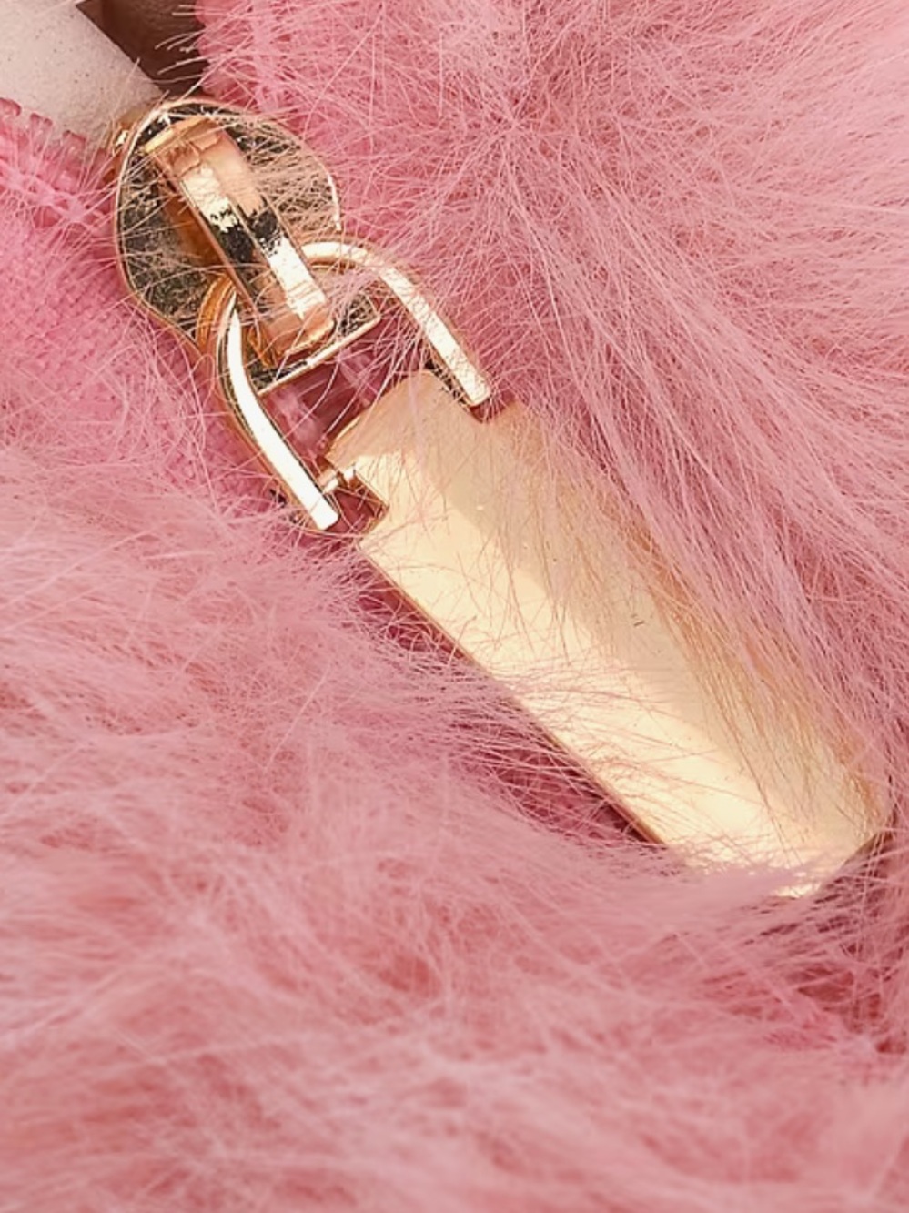 Pink Faux Fur Bag with Wooden Bead Handle NWT - Picture 4 of 7